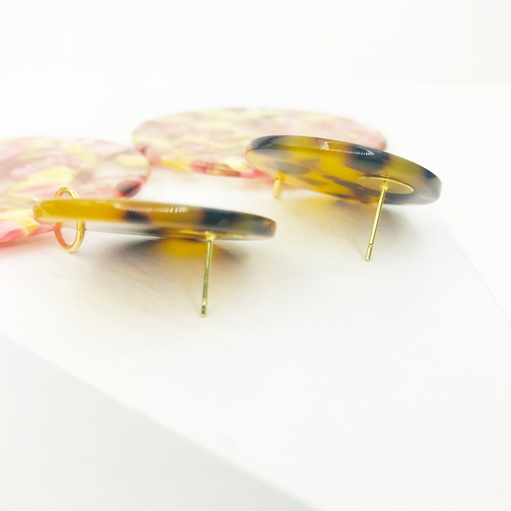 Circle Drop Earrings in Pink and Yellow with Torti - Picture 6 of 8